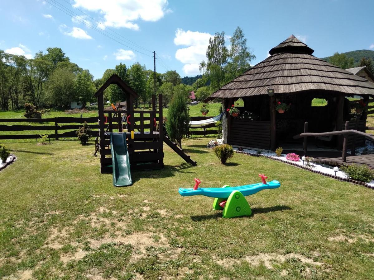 Domek Na Prerii Villa Ustrzyki Dolne Exterior photo