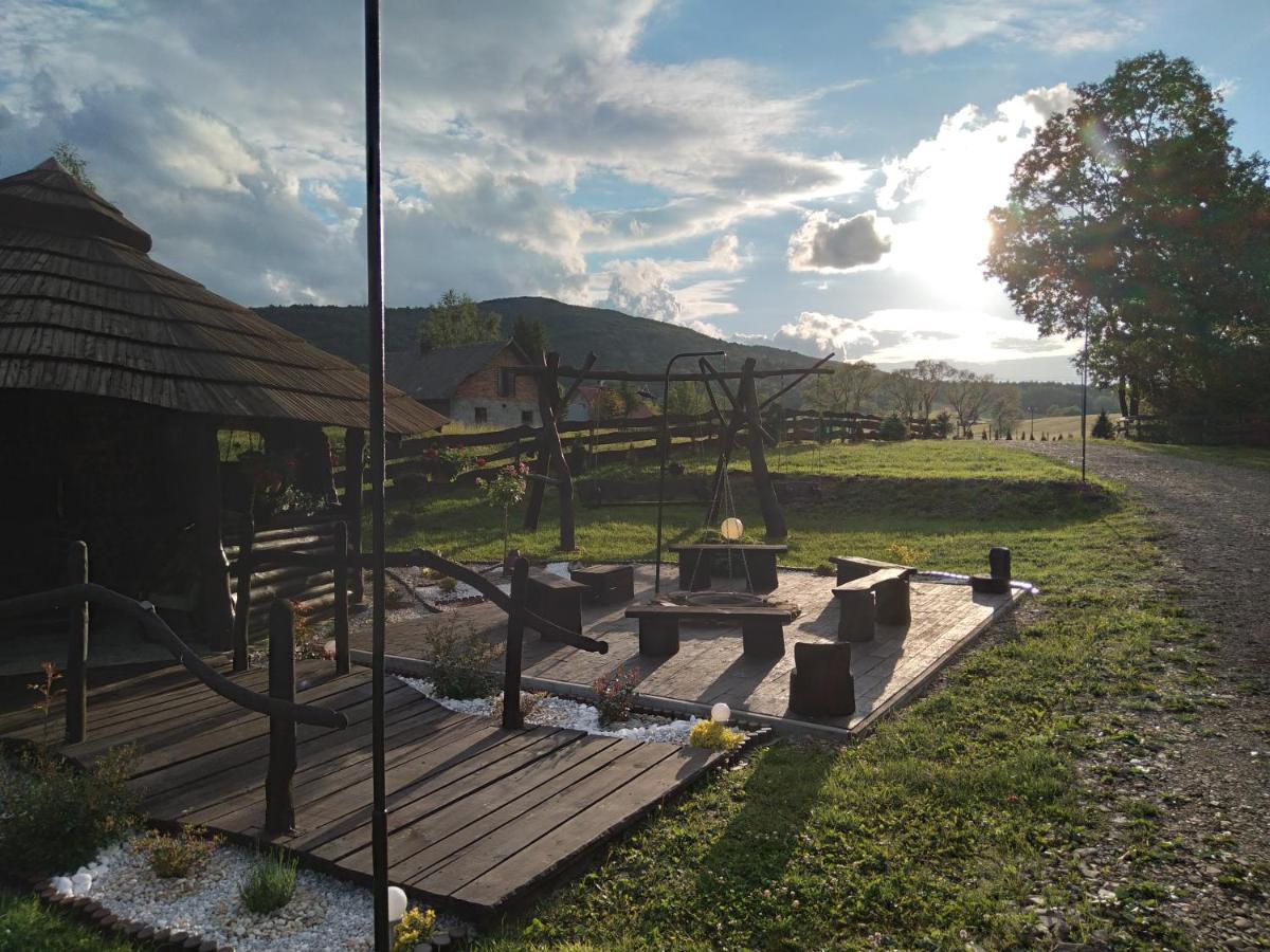 Domek Na Prerii Villa Ustrzyki Dolne Exterior photo